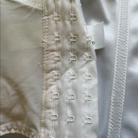 Under cover womens white Strapless Overbust Boned Corset Bustier - Picture 10 of 12